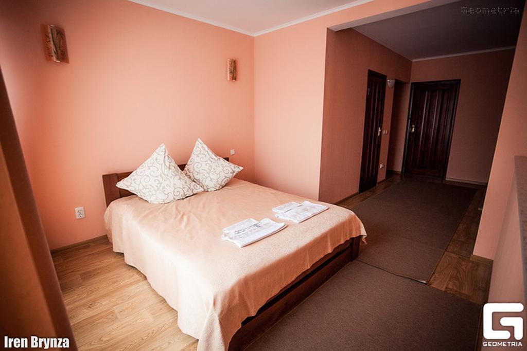 Leo Hostel Chernihiv Room photo